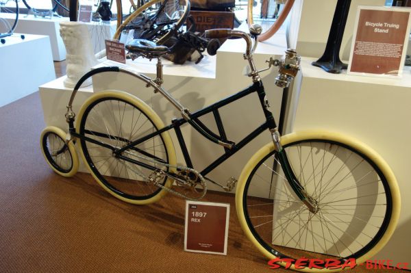 35/A. The Bicycle Museum of America - USA