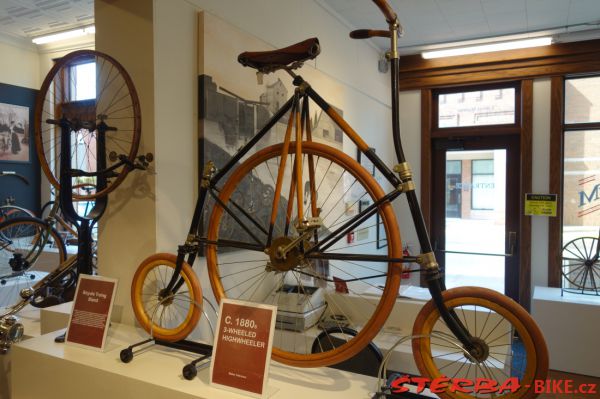 35/A. The Bicycle Museum of America - USA