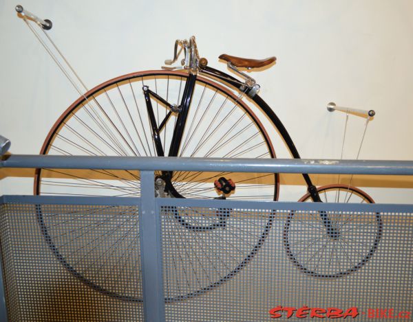 213 - "2 X 200" – Bicycle Exhibition Jerusalem