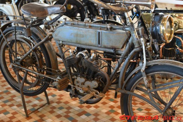 217/A - Musée Automobile de Vendée