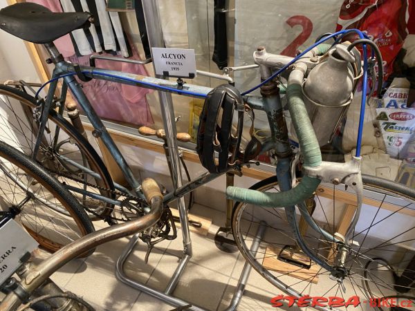 279/A.  Museo di Biciclette - Riva del Garda