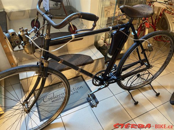 279/A.  Museo di Biciclette - Riva del Garda