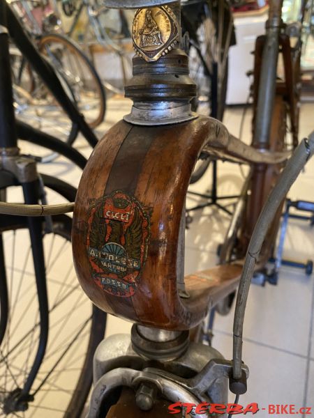 279/A.  Museo di Biciclette - Riva del Garda