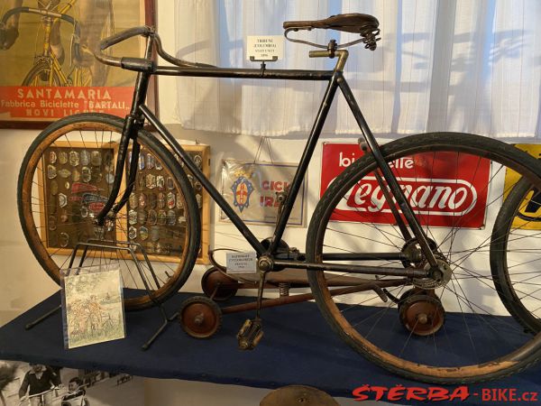 279/A.  Museo di Biciclette - Riva del Garda