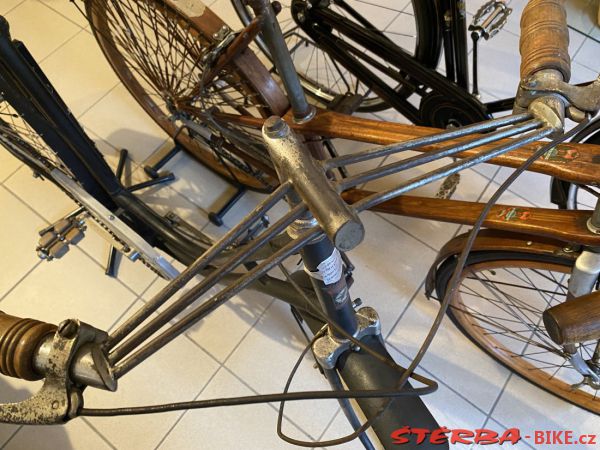 279/A.  Museo di Biciclette - Riva del Garda