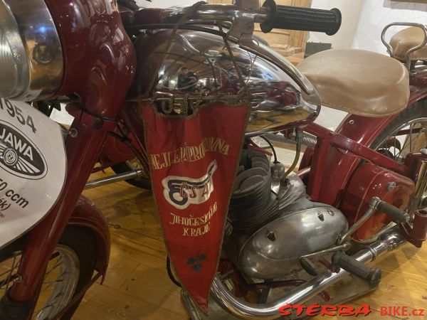 319/A - Muzeum Motocyklů Český Krumlov