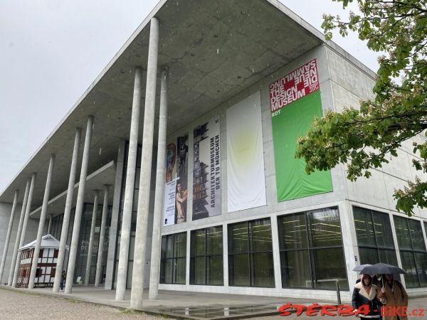 320/A - Pinakothek der Moderne München